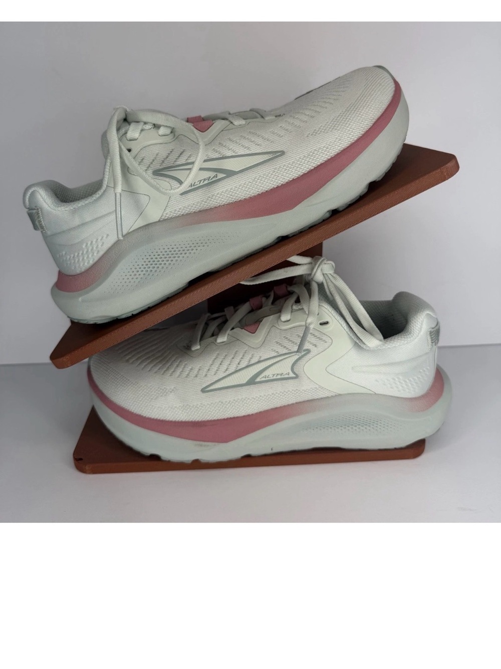 ALTRA Paradigm 8 Women's Size 6 Road Running Shoes Lace-Up Green Pink